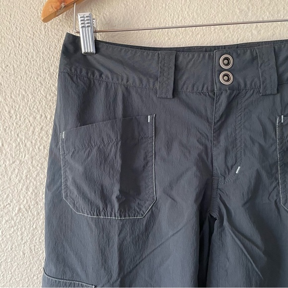 Arcteryx Rampart Hiking Shorts Women’s 4 Gray Bermuda Lightweight Gorpcore Cargo - Picture 4 of 15